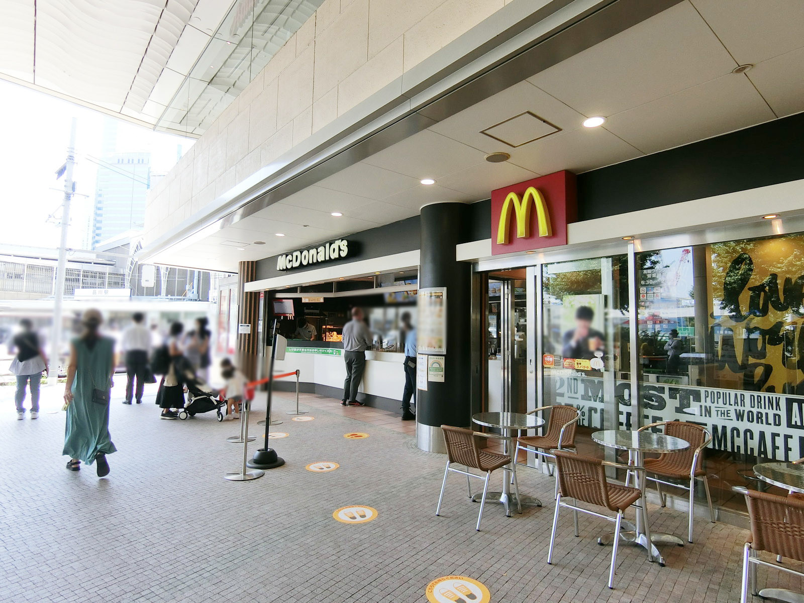 徒歩2分のマクドナルド 高輪ウイング店