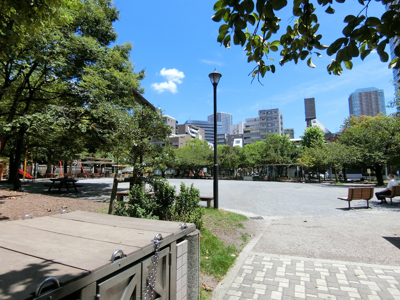 至近の中央区立鉄砲洲児童公園