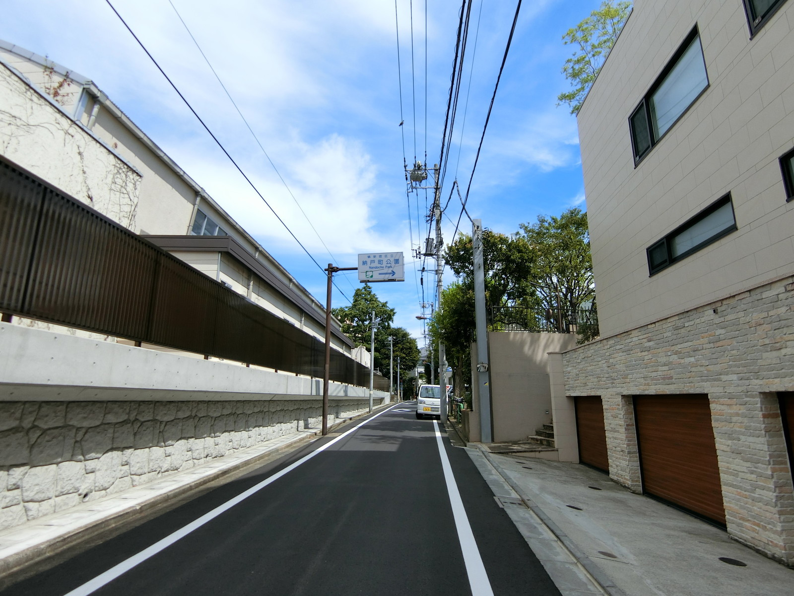 Nテラス市ヶ谷前面の通り