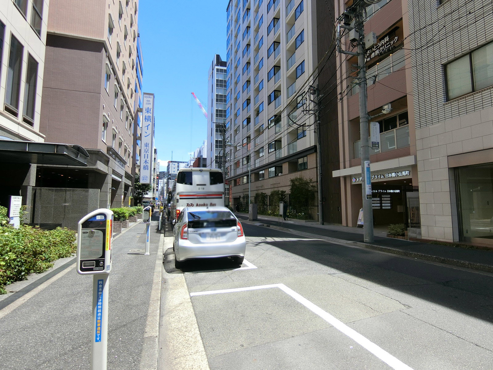 大伝馬町千歳ビル前面の通り