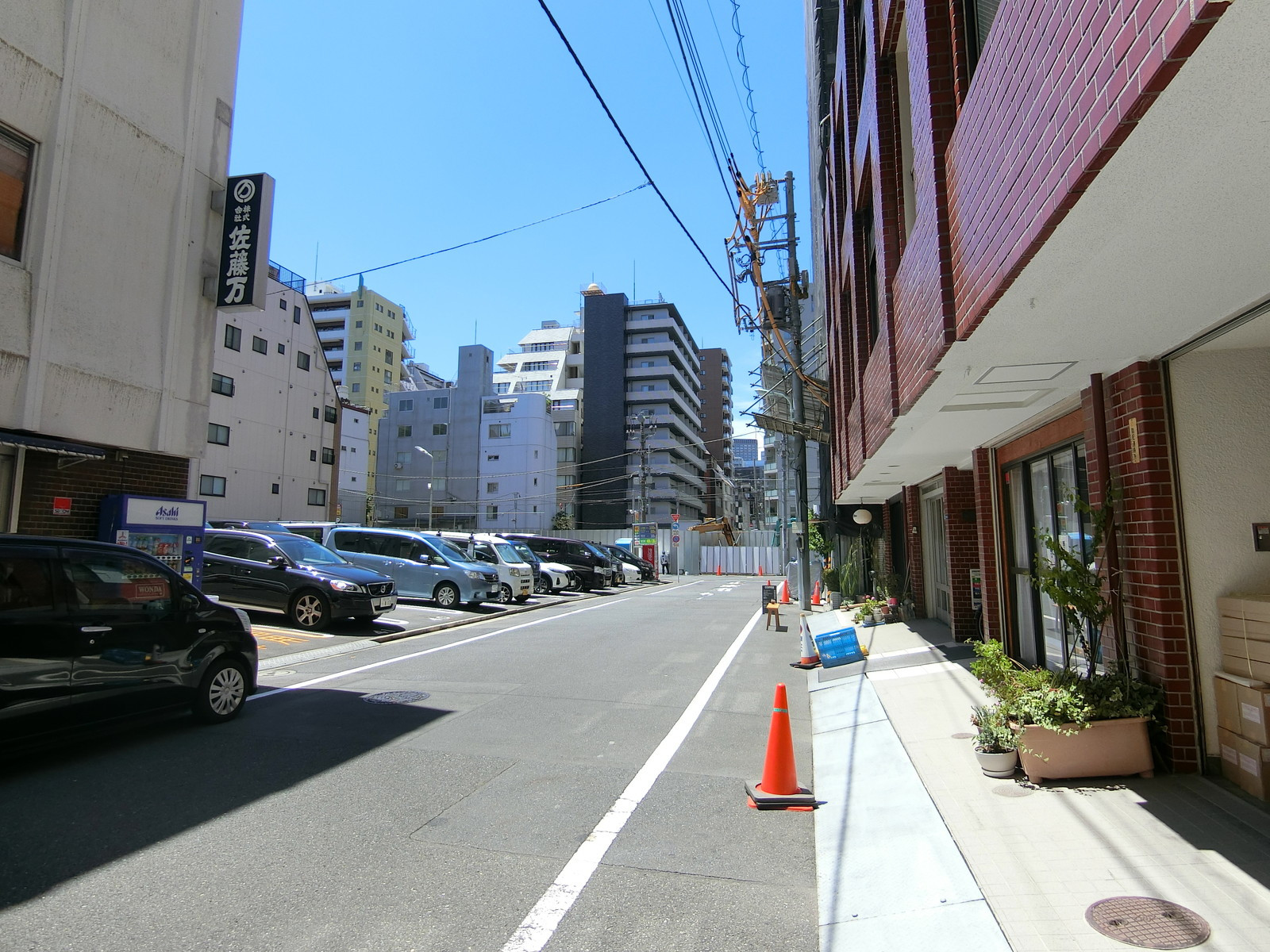 後藤ビル前面の通り