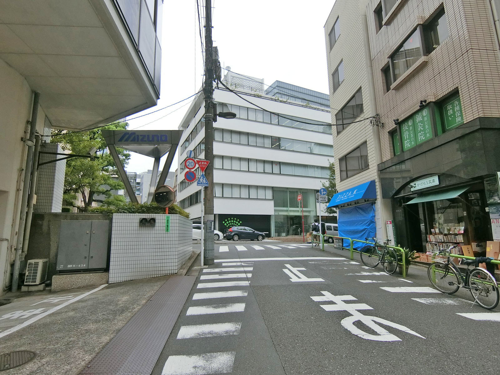 第三大丸ビル前面の通り