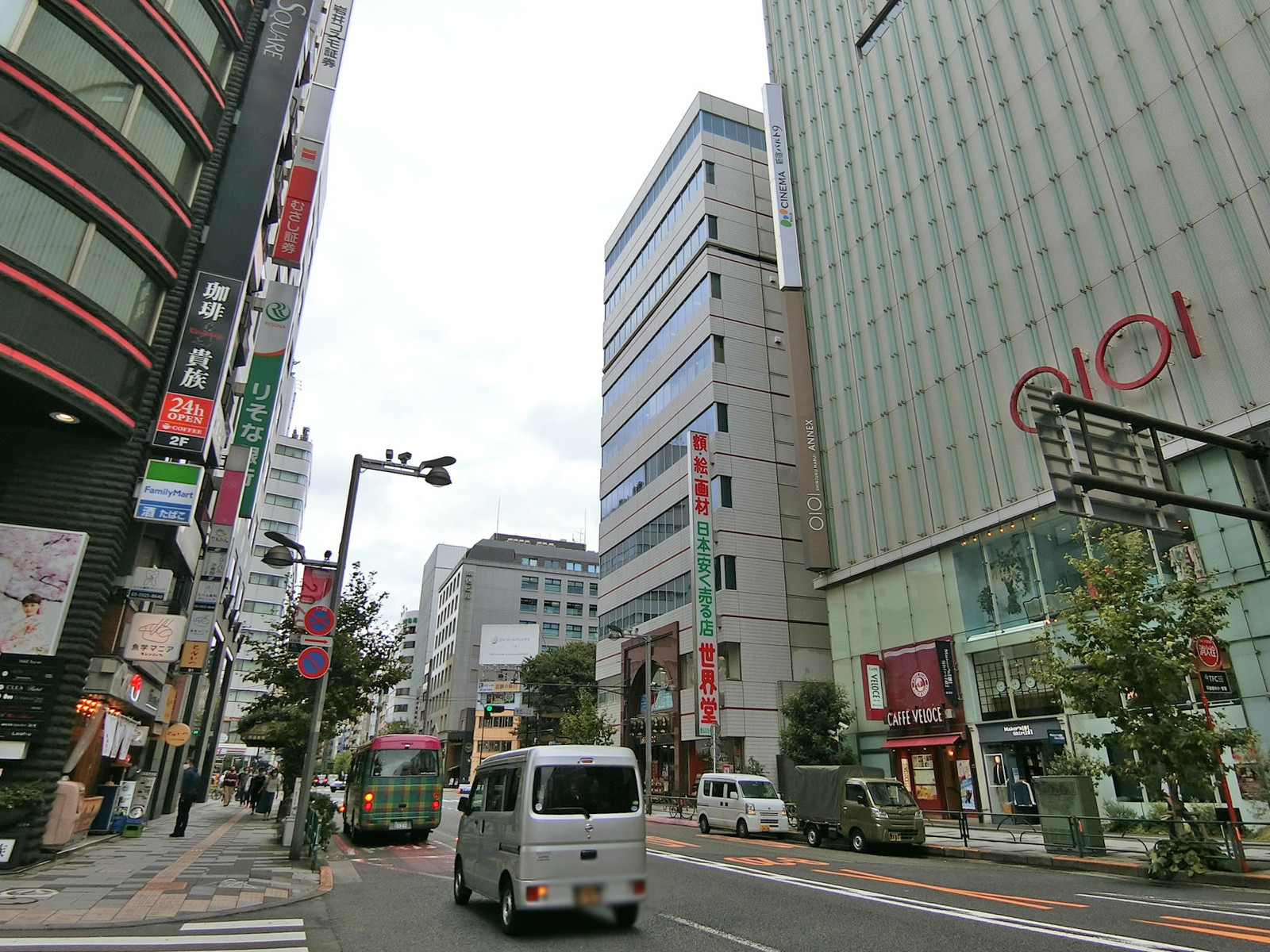 付近の旧甲州街道