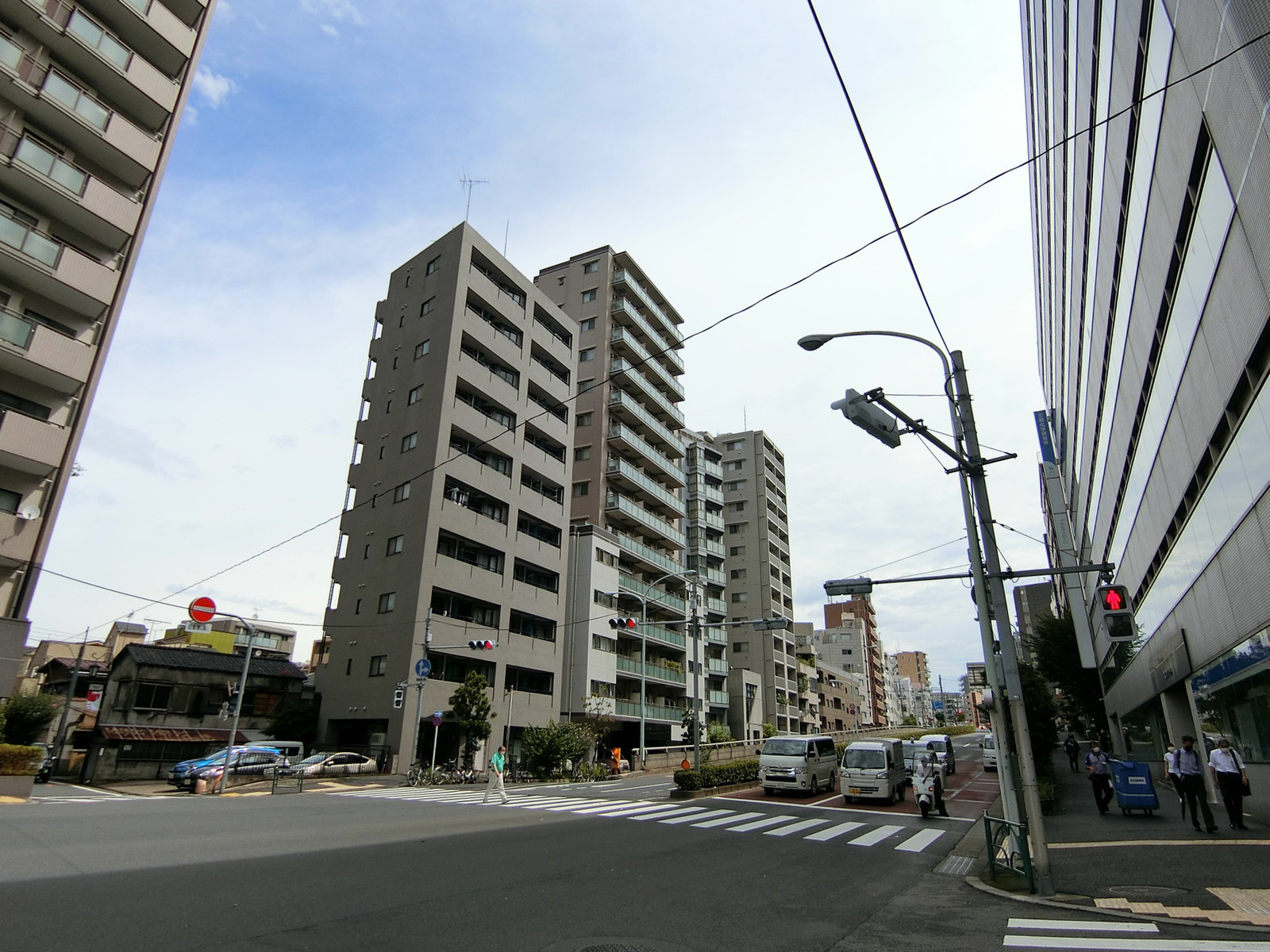 付近の抜弁天通り