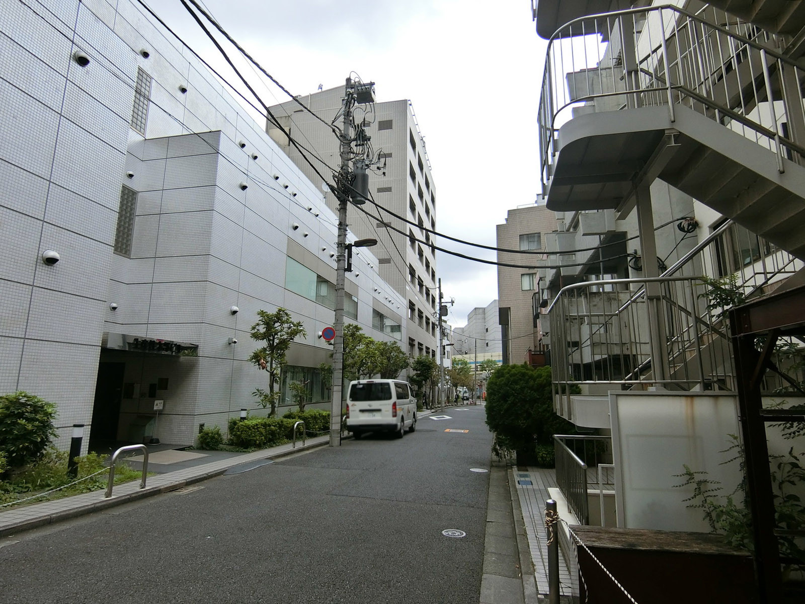 リンクスビル前面の通り