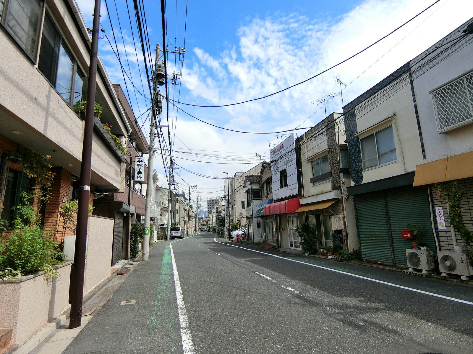 周辺は落ち着いたエリア