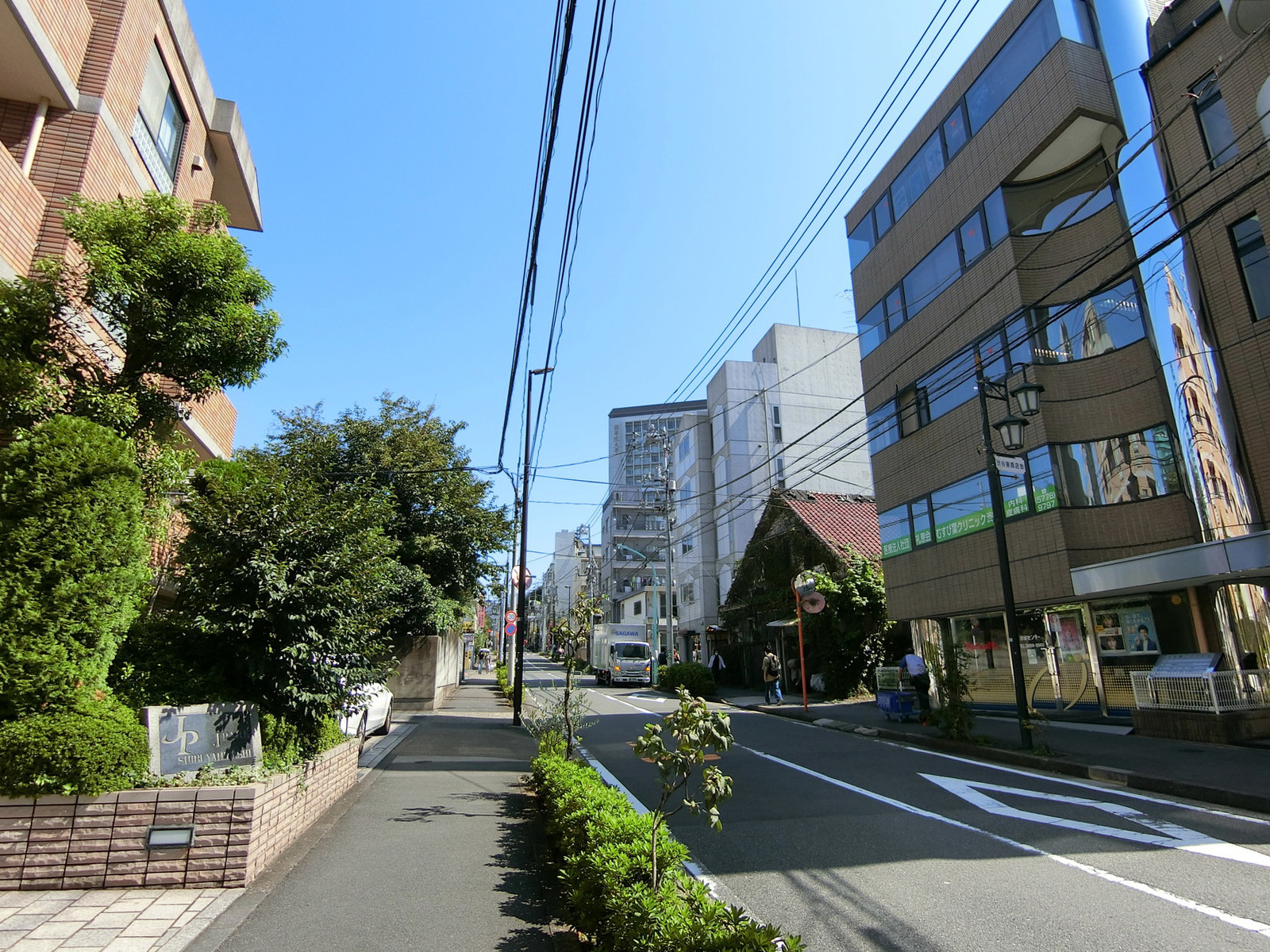 渋谷第2TYビル前面の通り