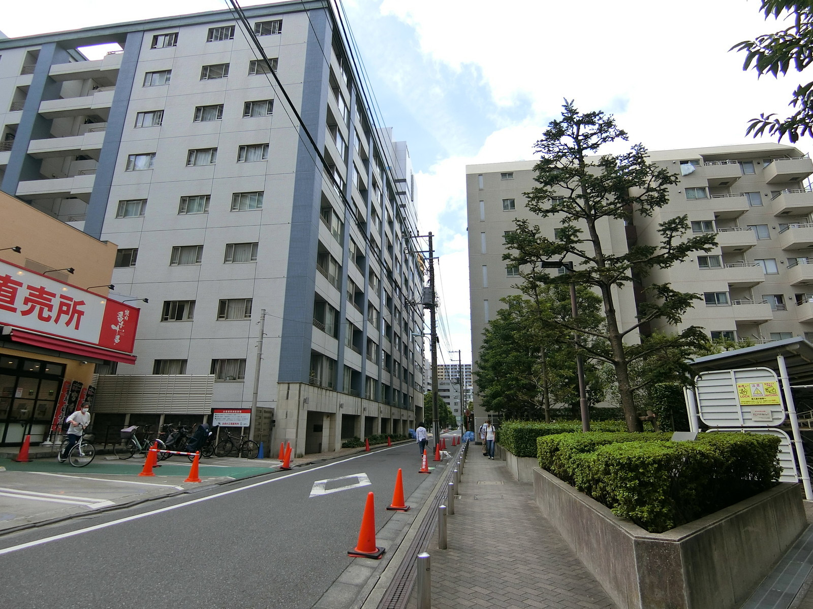 勝どきグリーンランド前面の通り