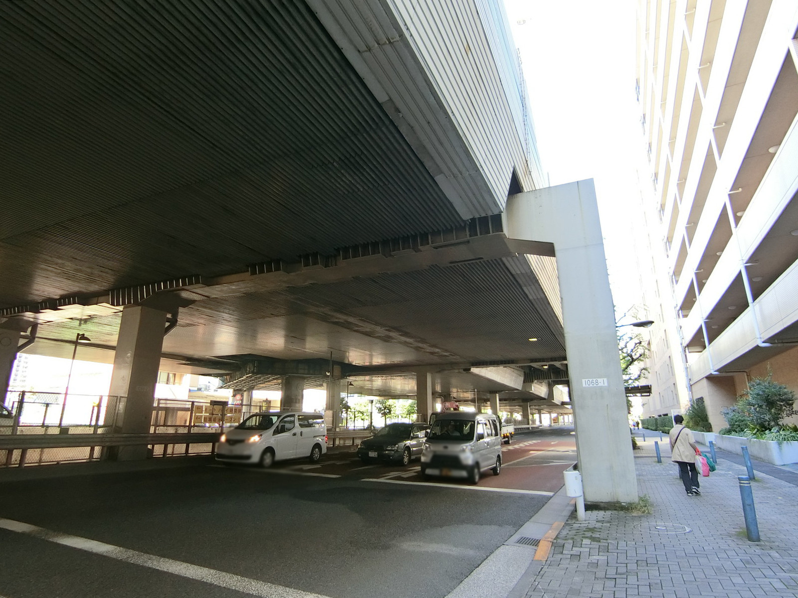 SCS KAIGAN1前面の通り