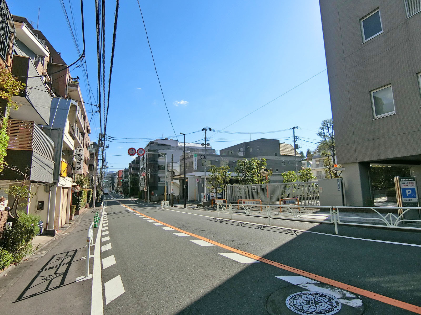 周辺は閑静なエリア