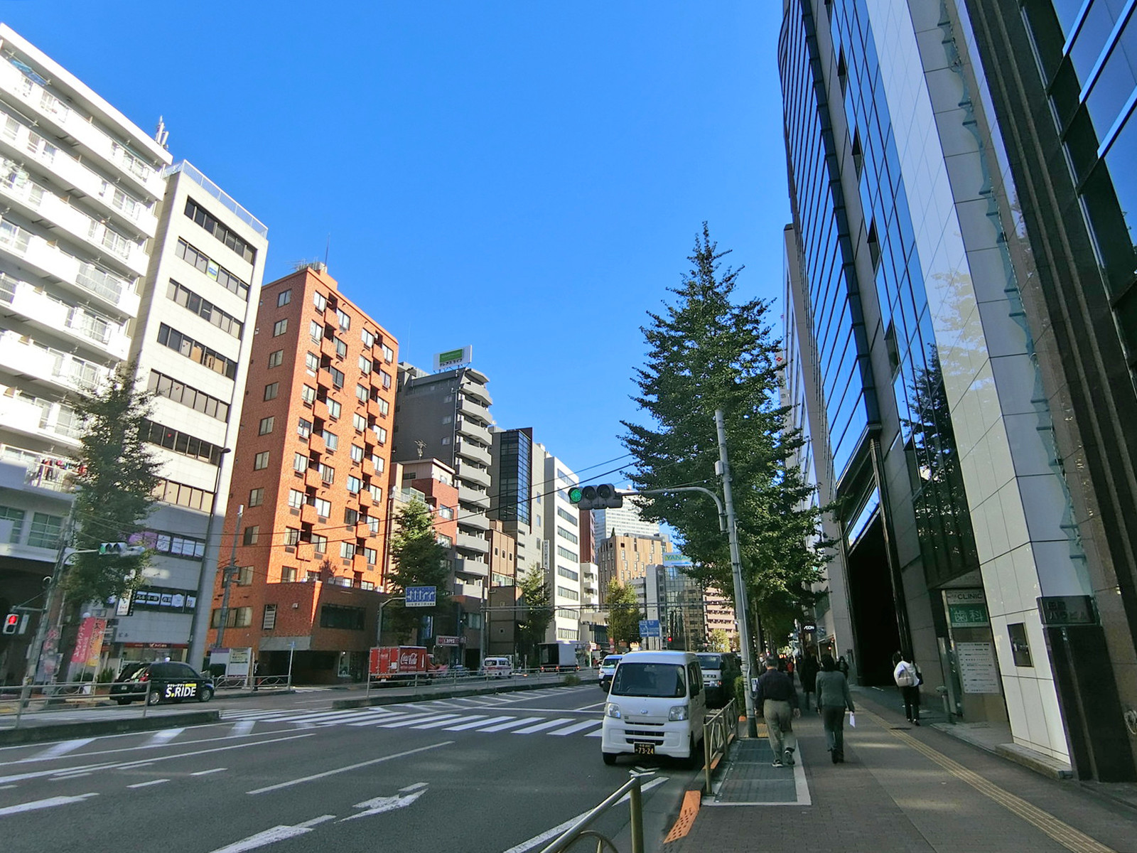 KTビル前面の第一京浜