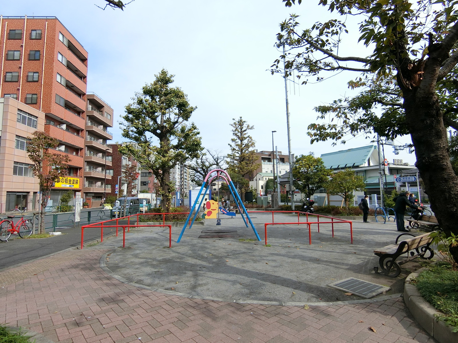 至近の深川一丁目児童遊園