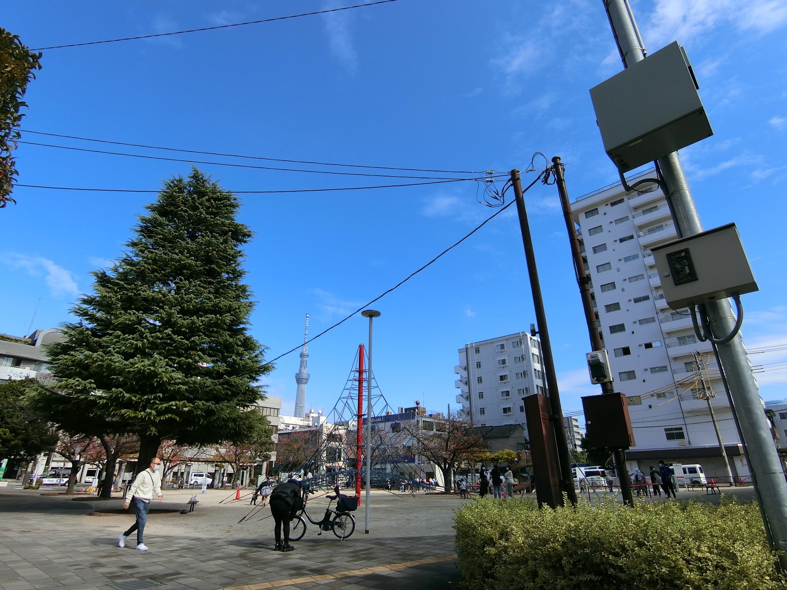 近くにある緑町公園