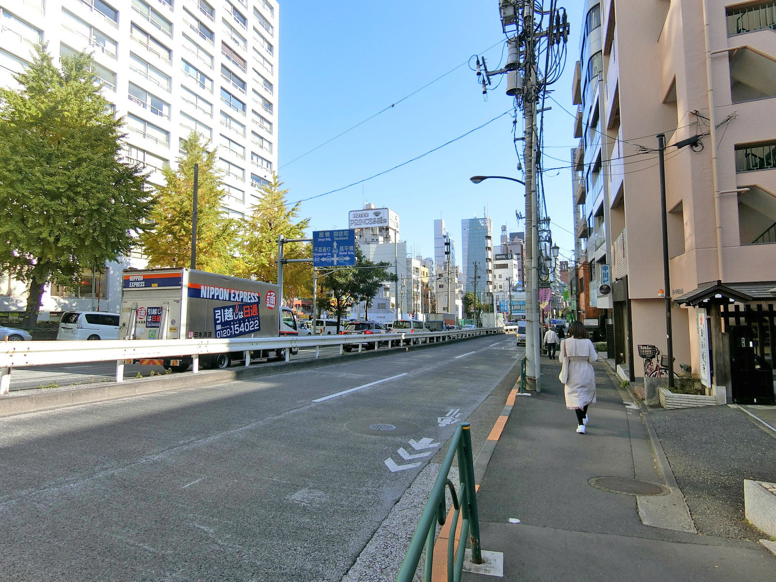 近くの春日通り