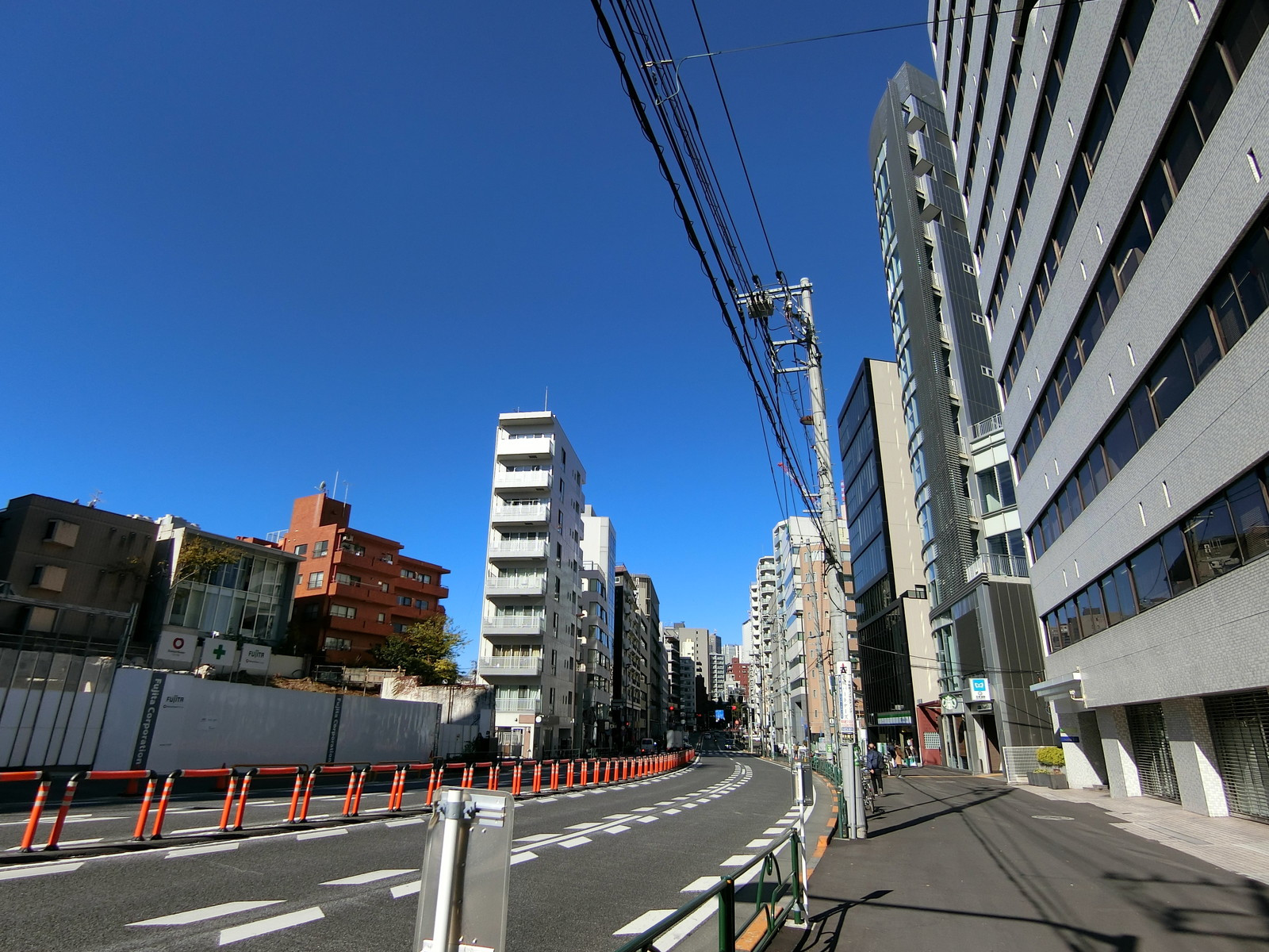 付近の明治通り