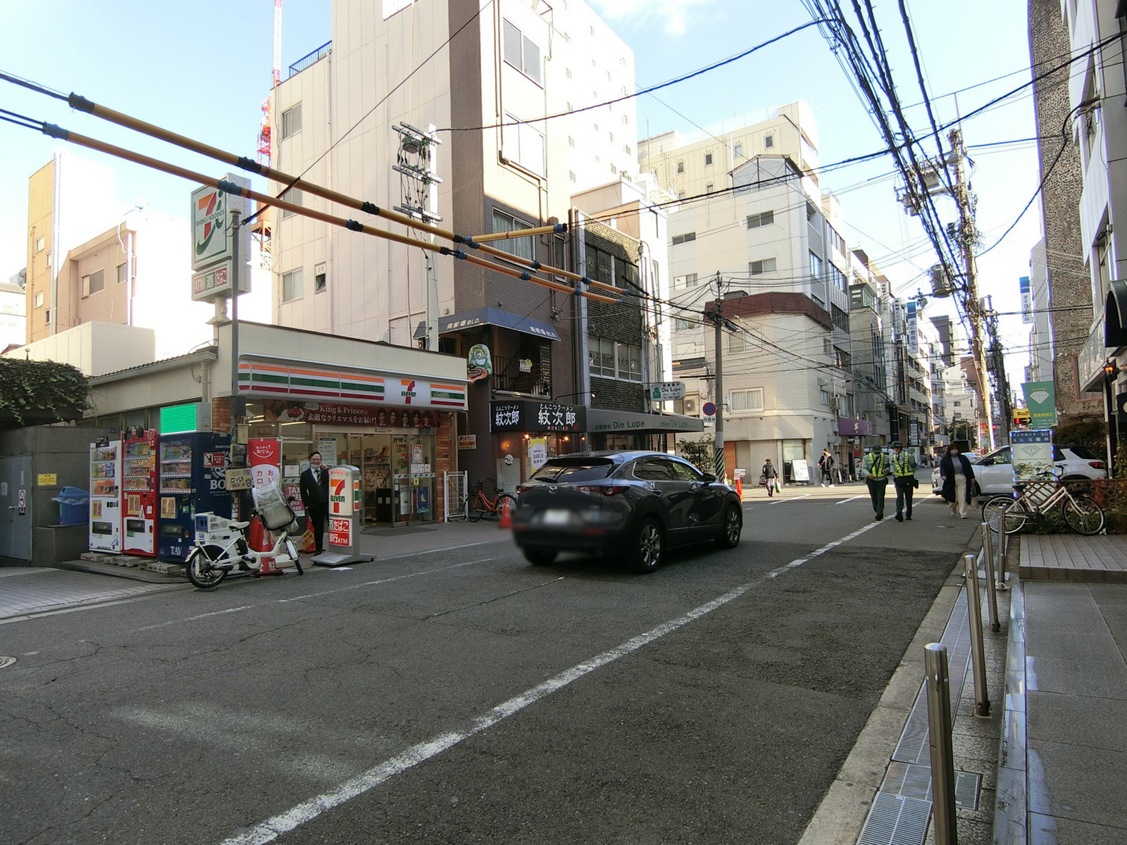 南船場じゅんさんビル前面の通り