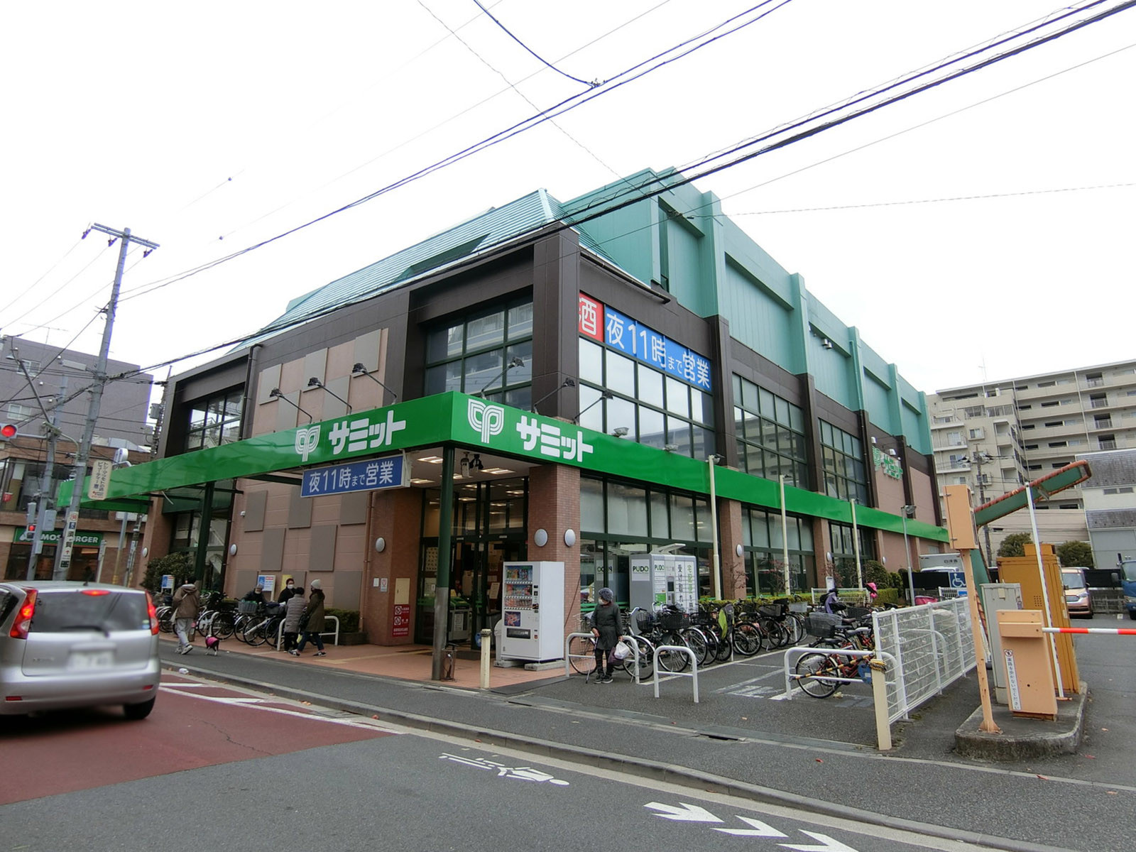 徒歩2分のサミットストア 大田千鳥町店