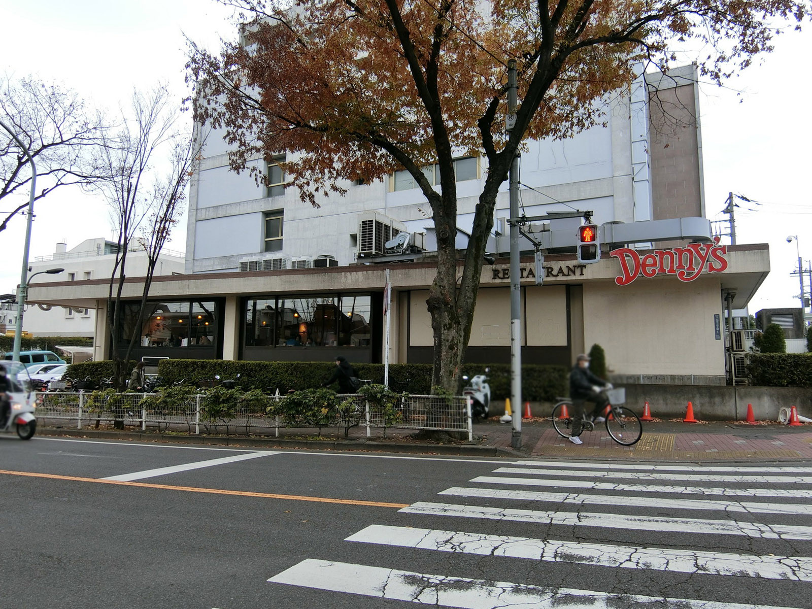 近くのデニーズ下丸子店