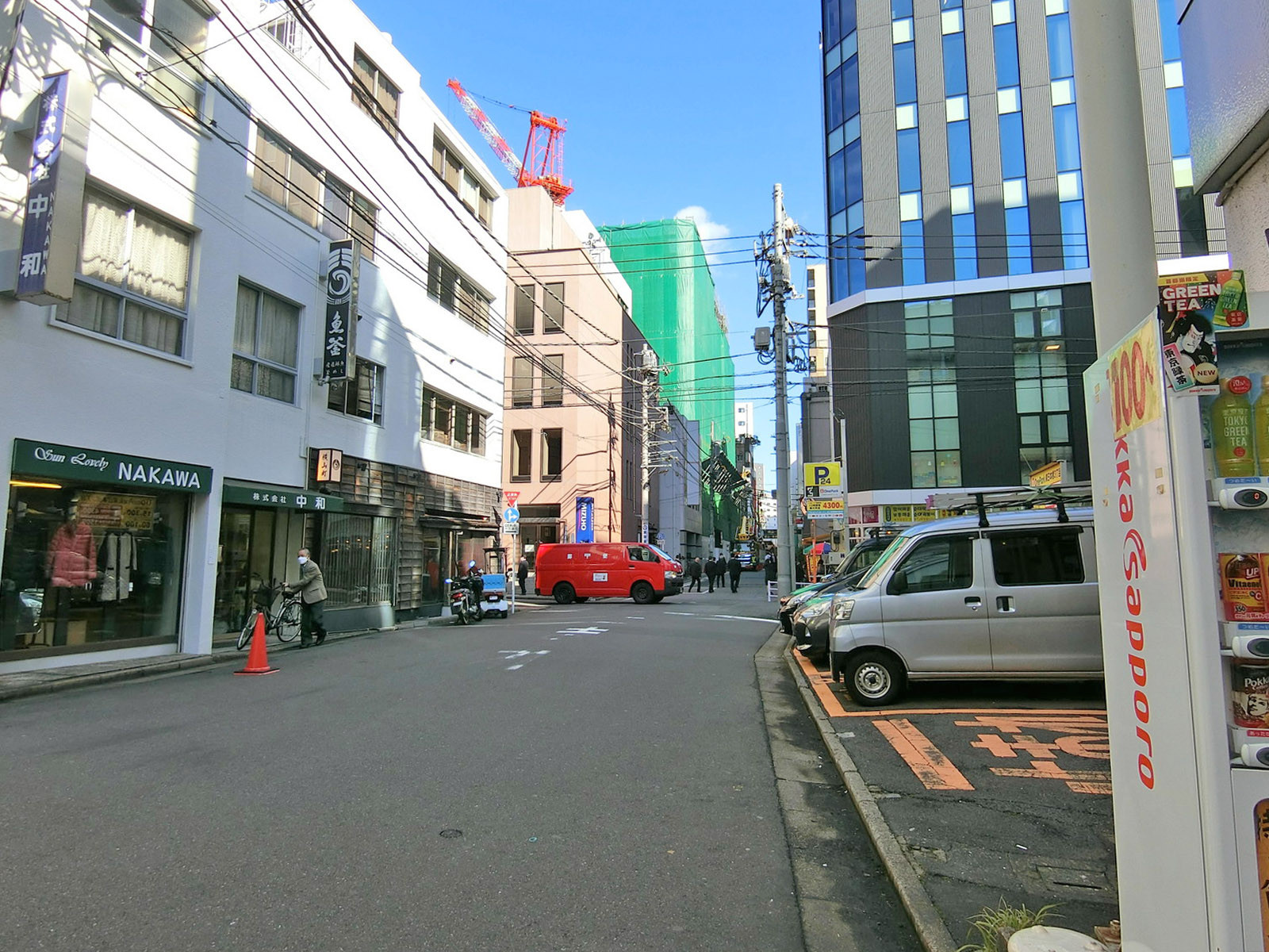 小谷商事ビル前面の通り