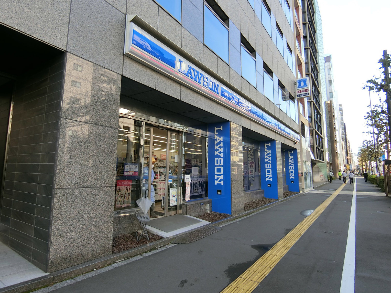 徒歩3分のローソン 東日本橋京葉道路店