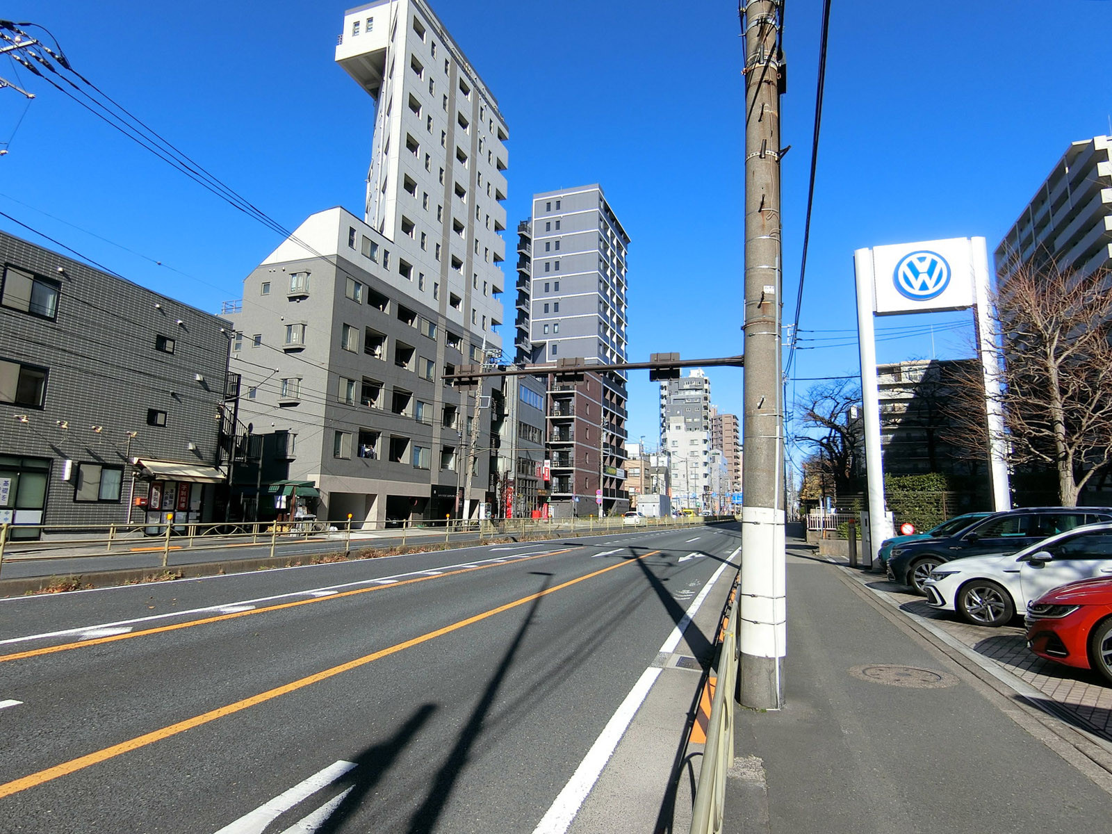 新南大井ビル前面の第一京浜