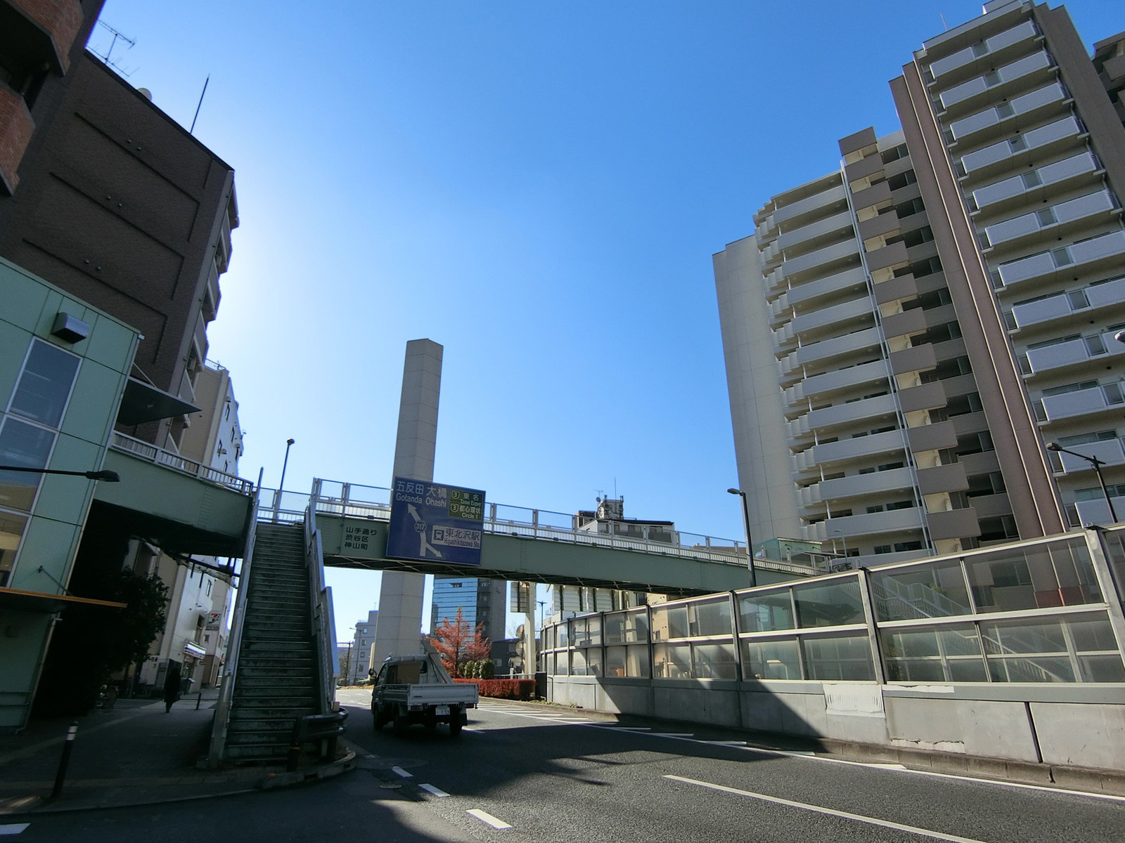 付近の山手通り
