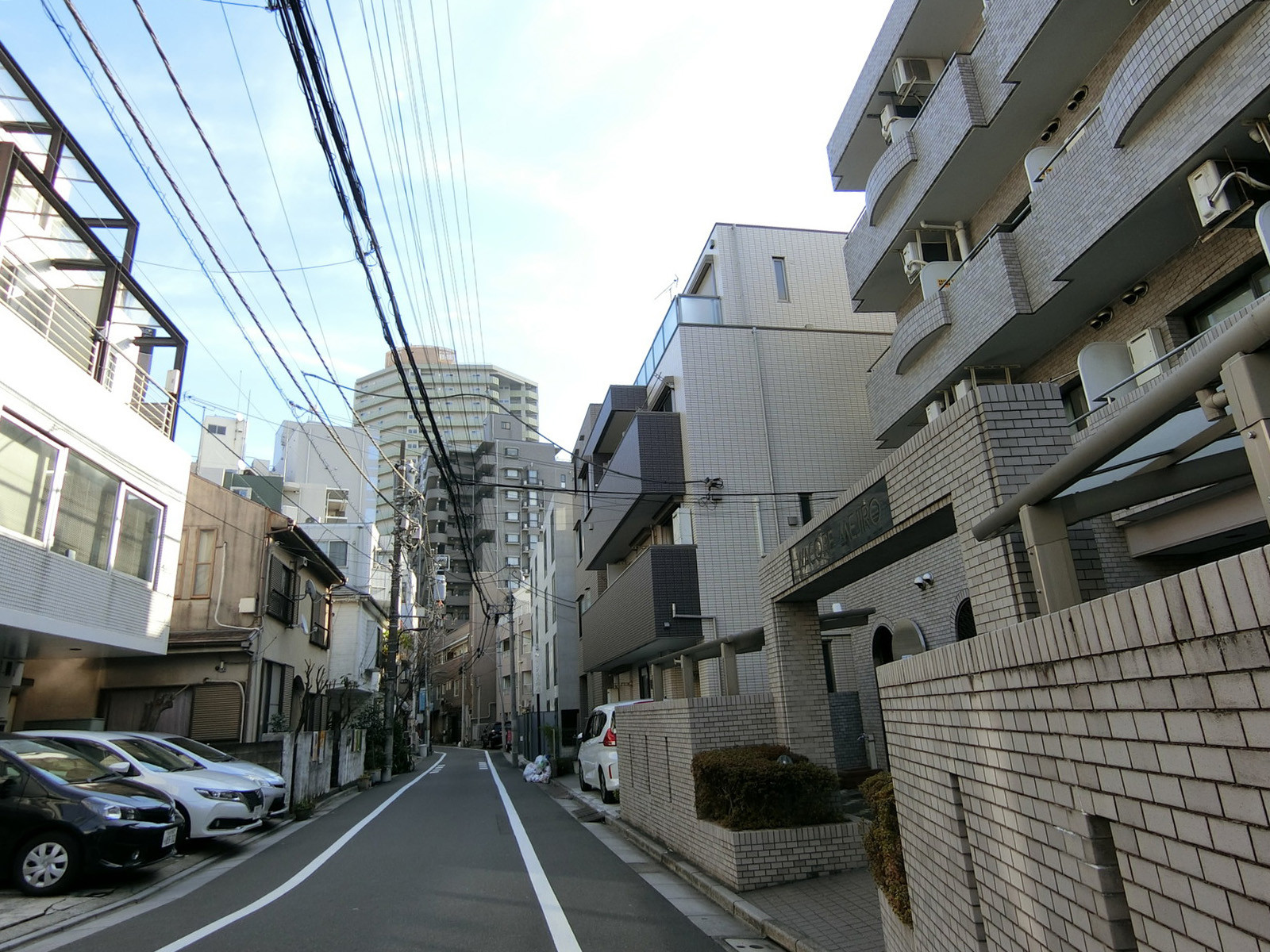 会津天宝ビル前面の通り