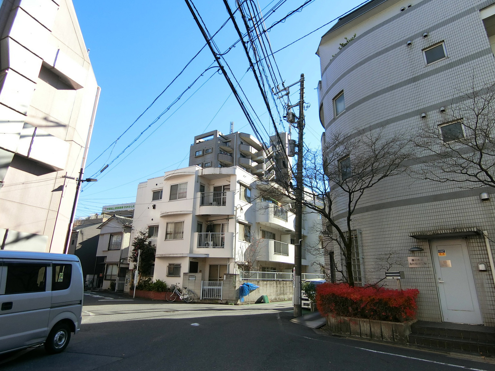 竹谷ビル前面の通り