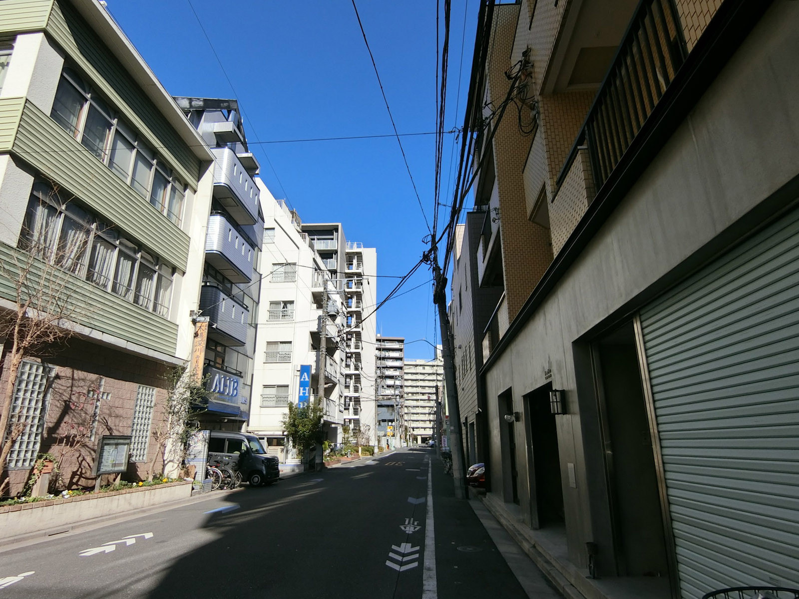 SPSビル前面の通り