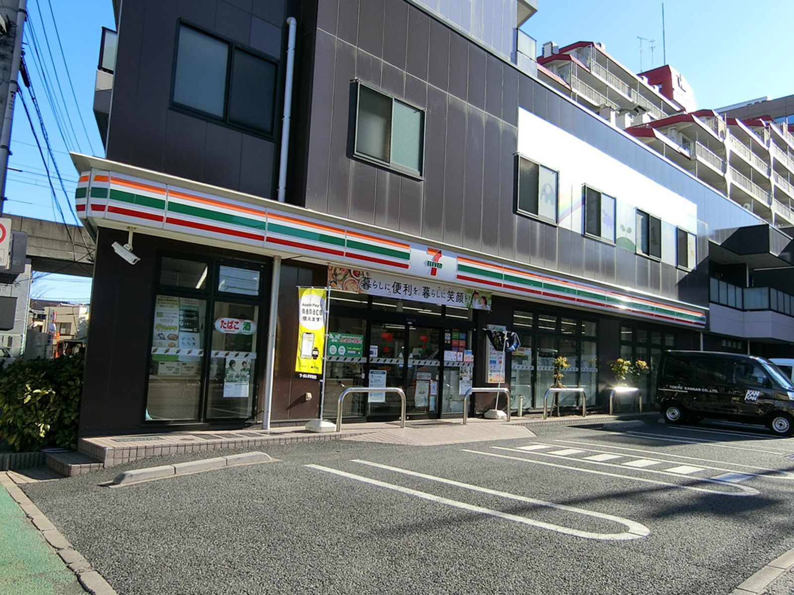 徒歩2分のセブンイレブン