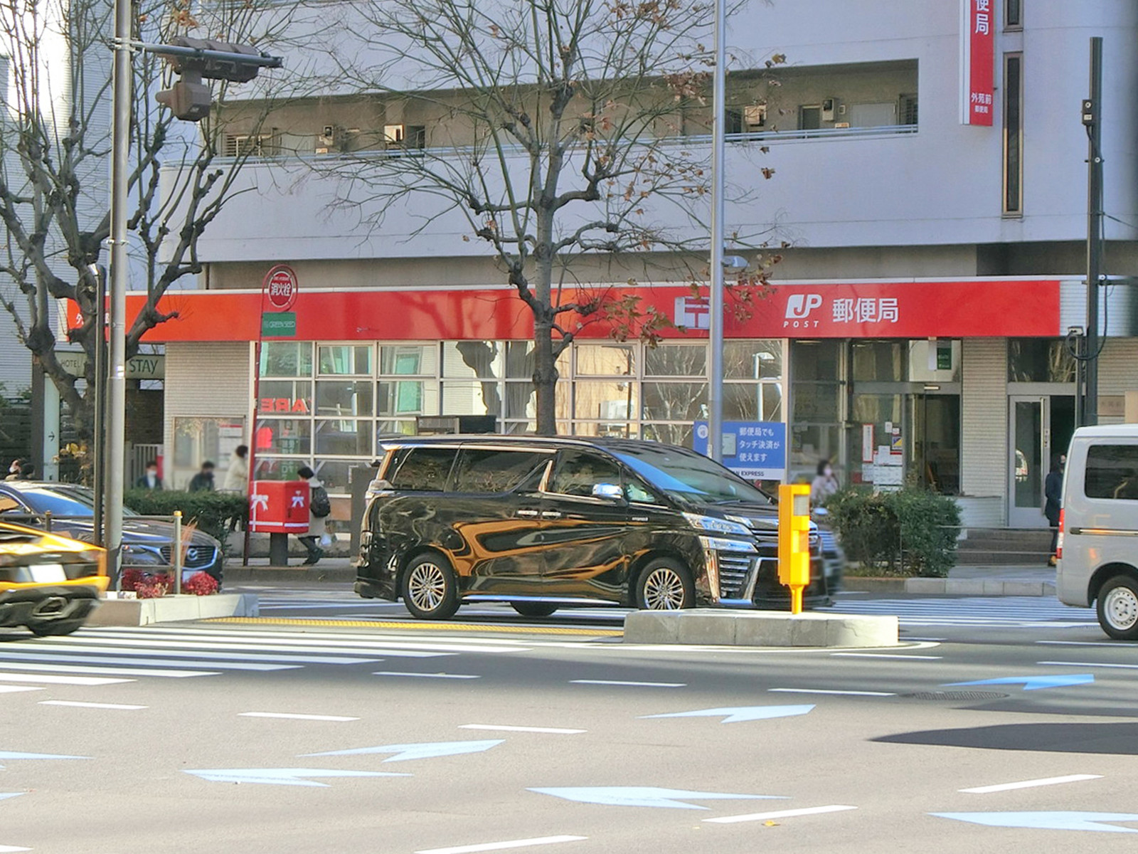 徒歩1分のほっともっと 外苑南青山店