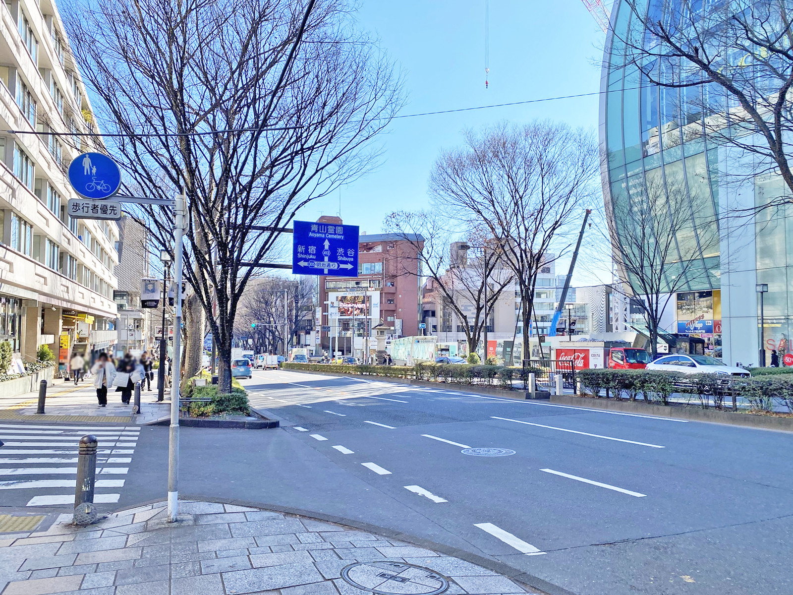 マンション31前面の表参道