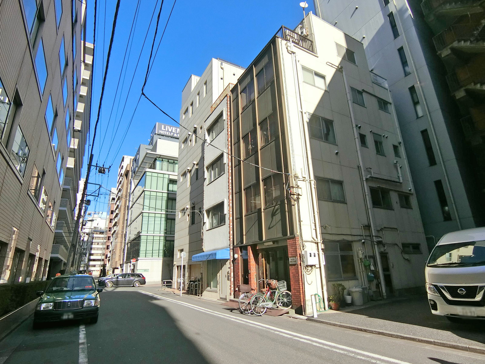 周辺は閑静なエリア