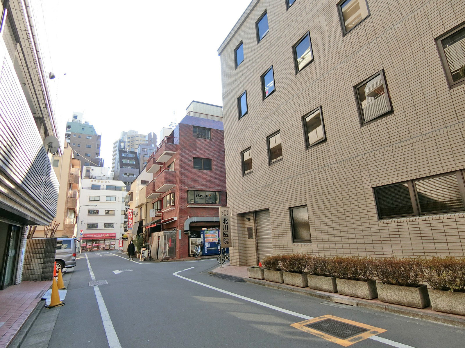 周辺は閑静なエリア