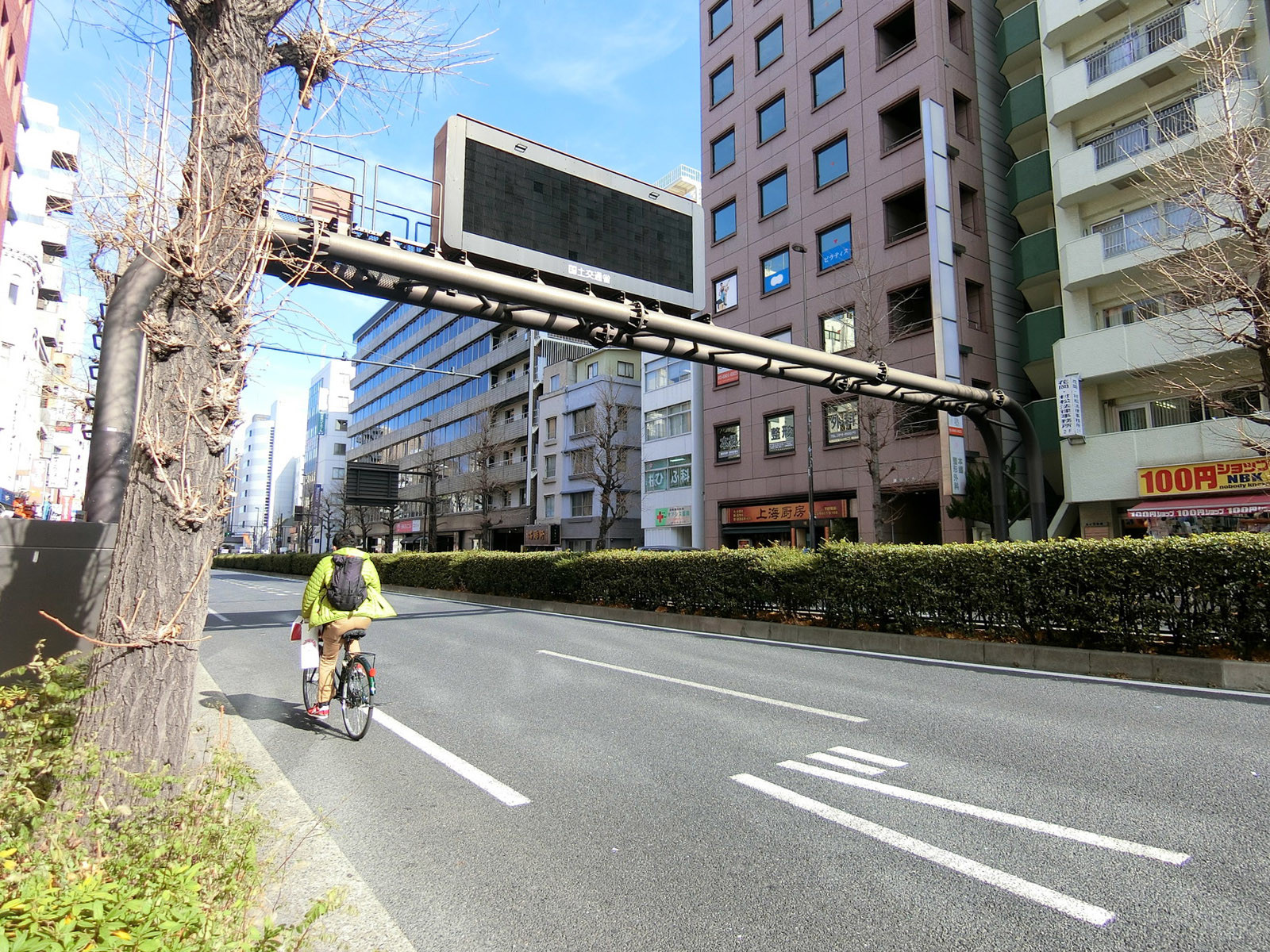 至近の本郷通り