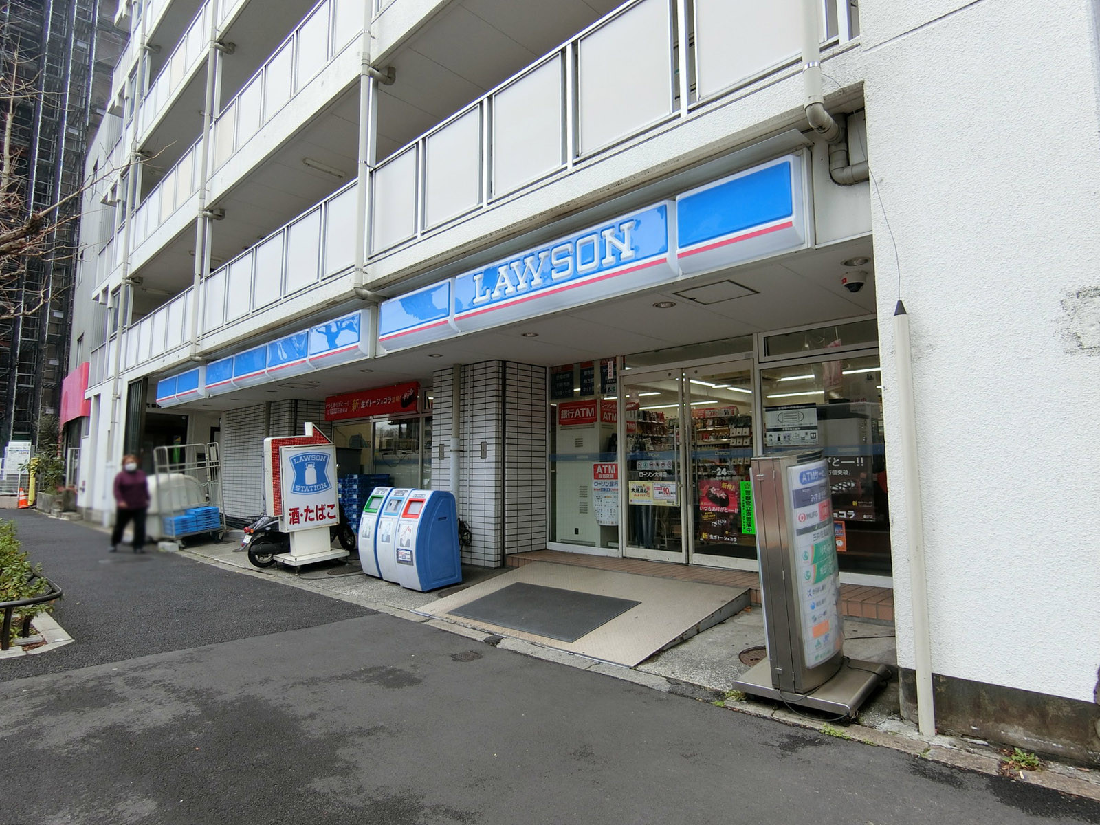 徒歩1分のローソン 大崎店