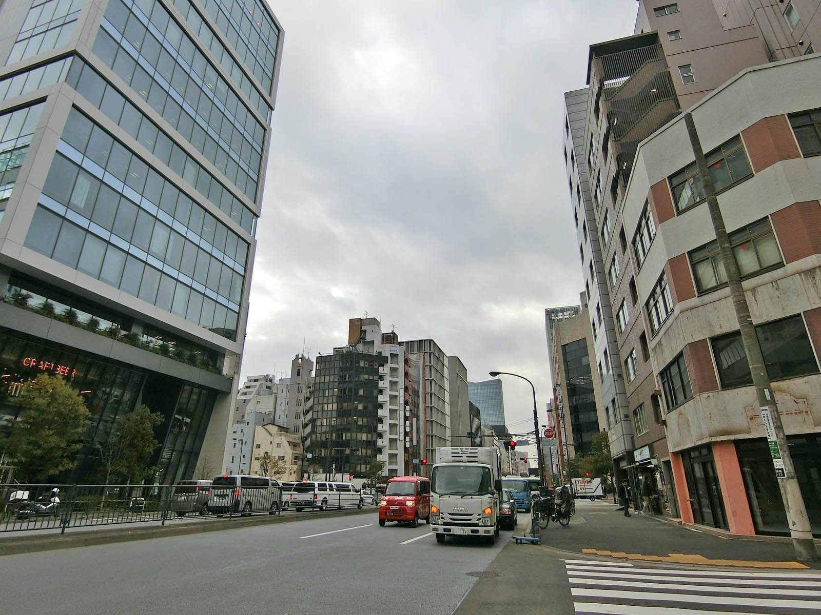 付近の日比谷通り