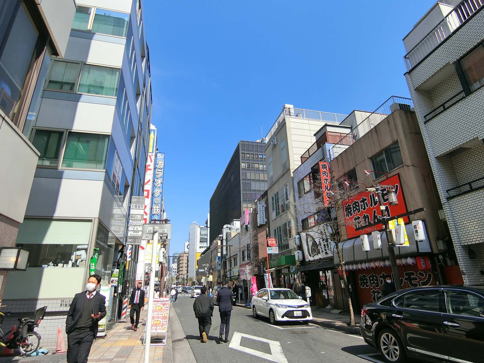 第3Aビル前面の通り