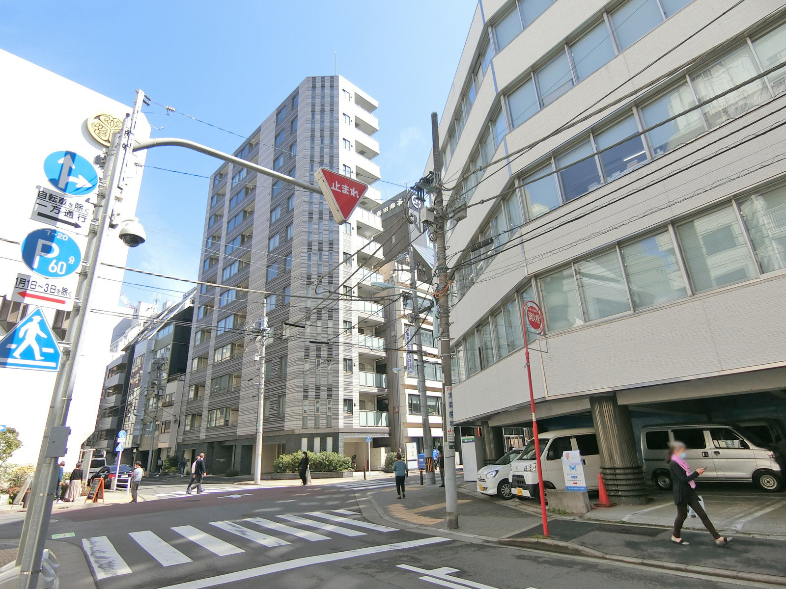 周辺は閑静なエリア