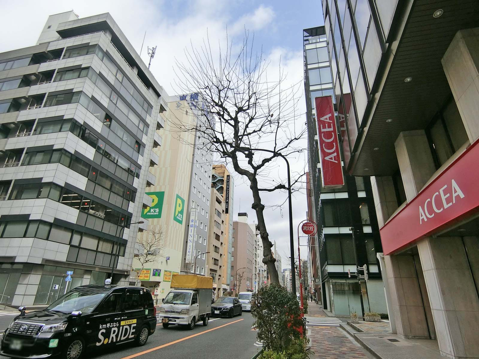 田中ビル前面の通り