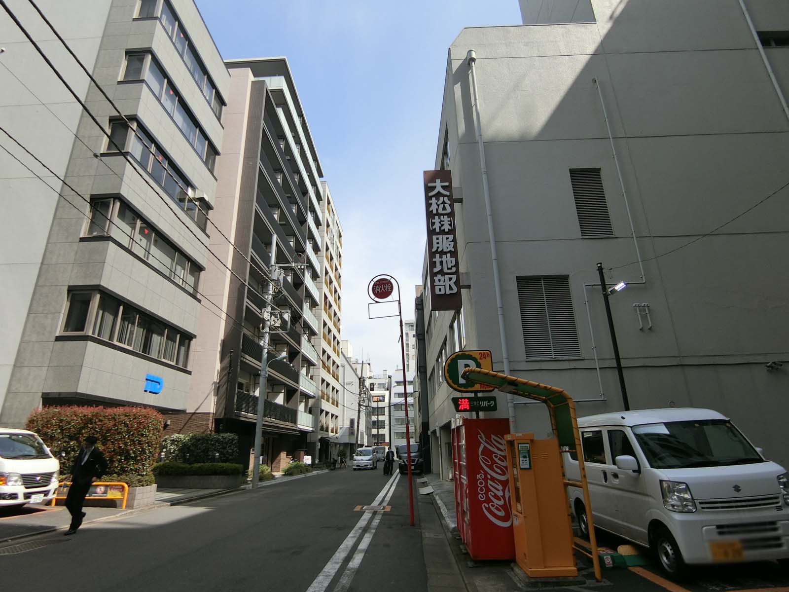TIDビル前面の通り