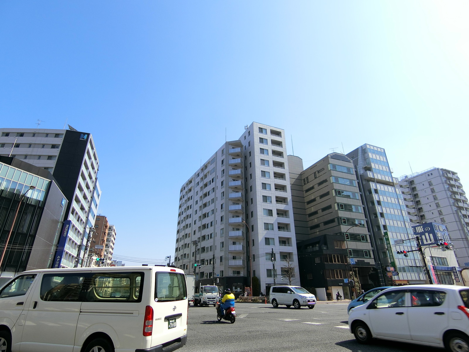 ユニー千石前面の白山通り