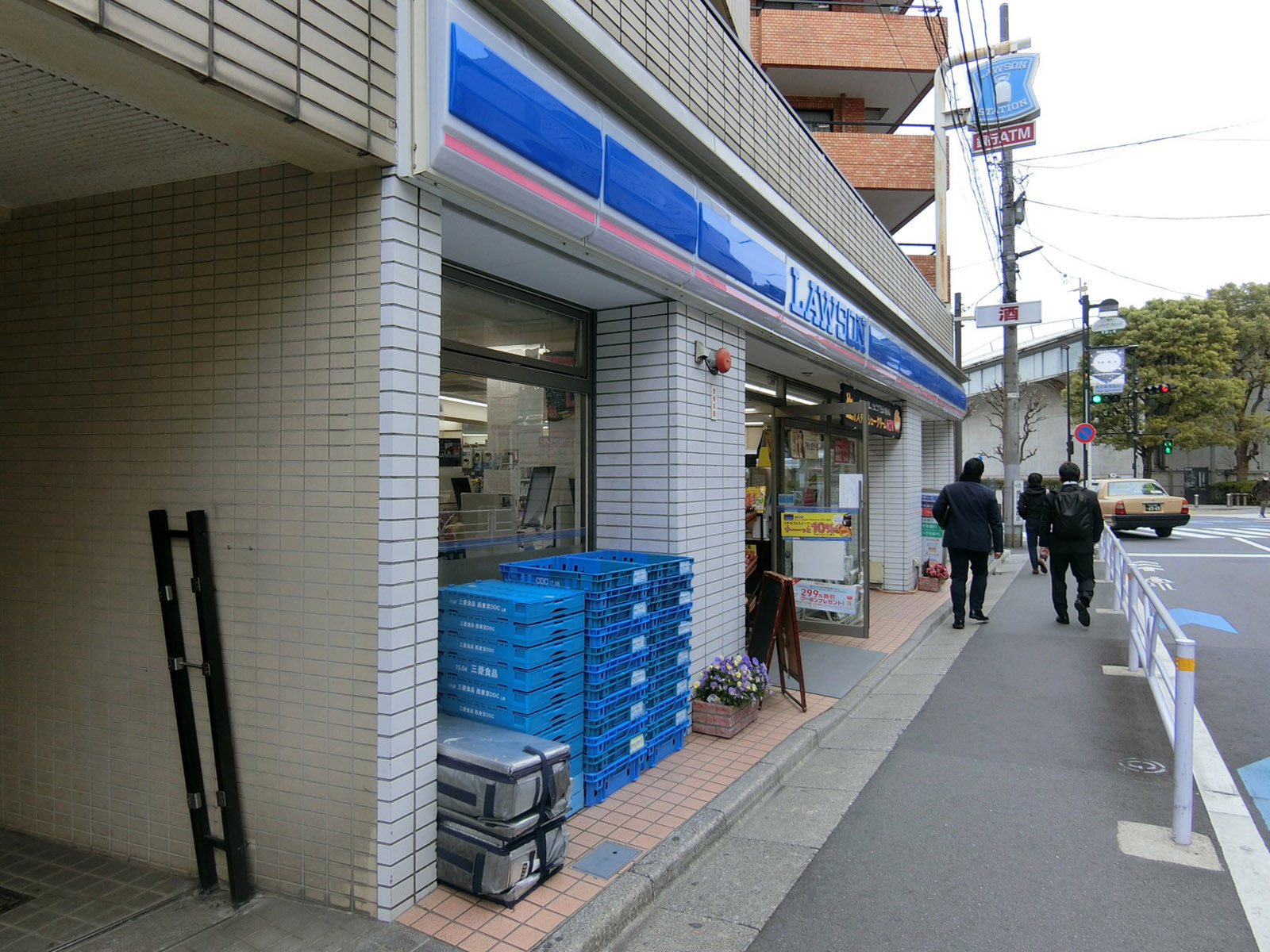 近くのローソン 千駄ヶ谷一丁目店