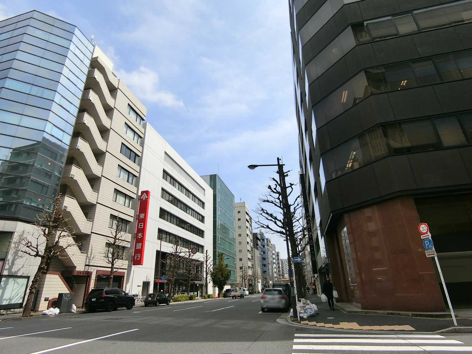 金陽神田ビル前面の通り