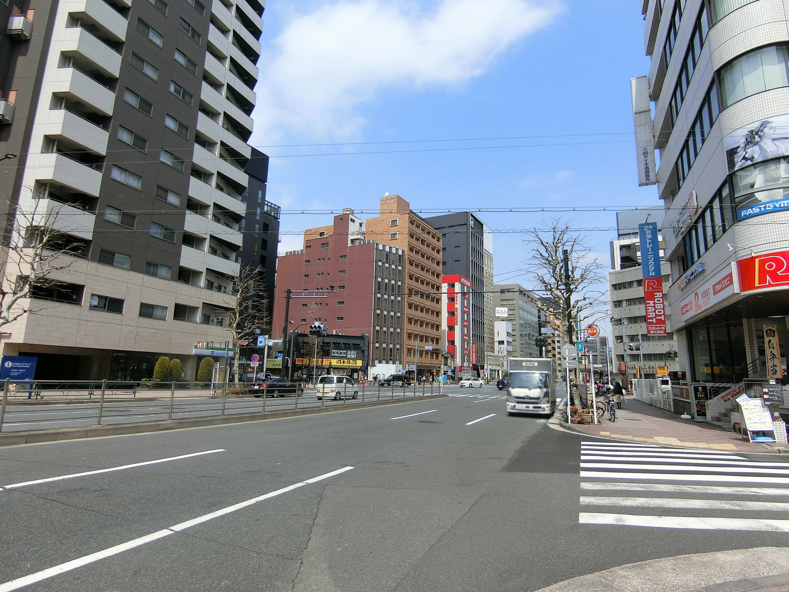 至近の新大橋通り