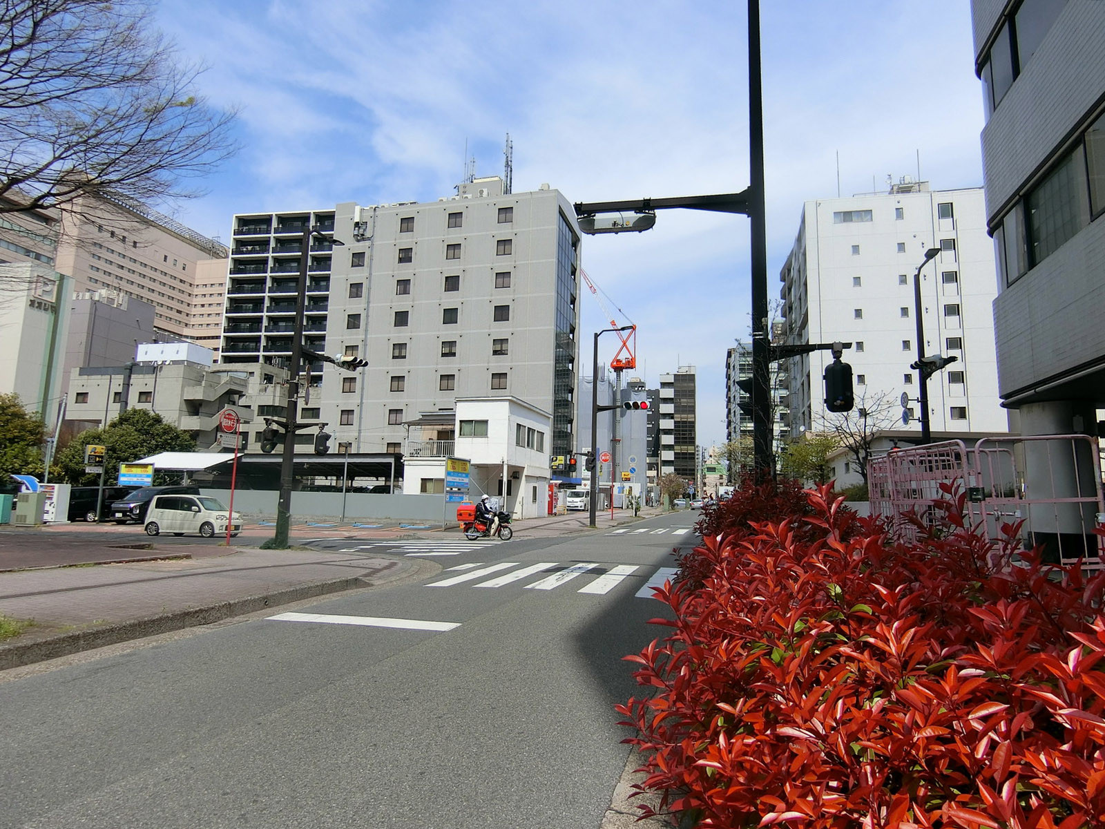 大樹生命千葉中央ビル前面の通り
