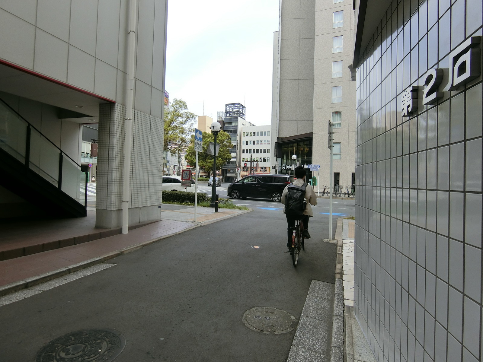 (仮)エレル千葉中央駅前ビル前面の通り