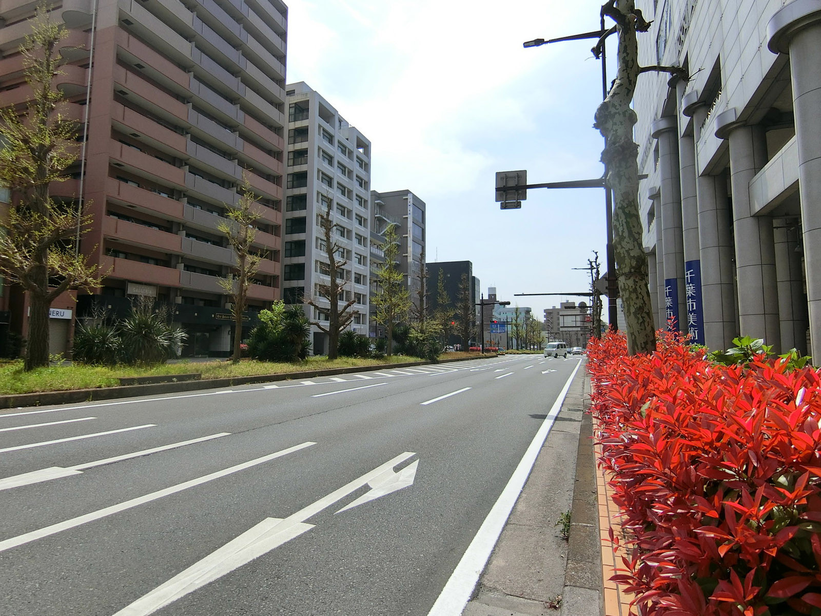 近くの本町通り