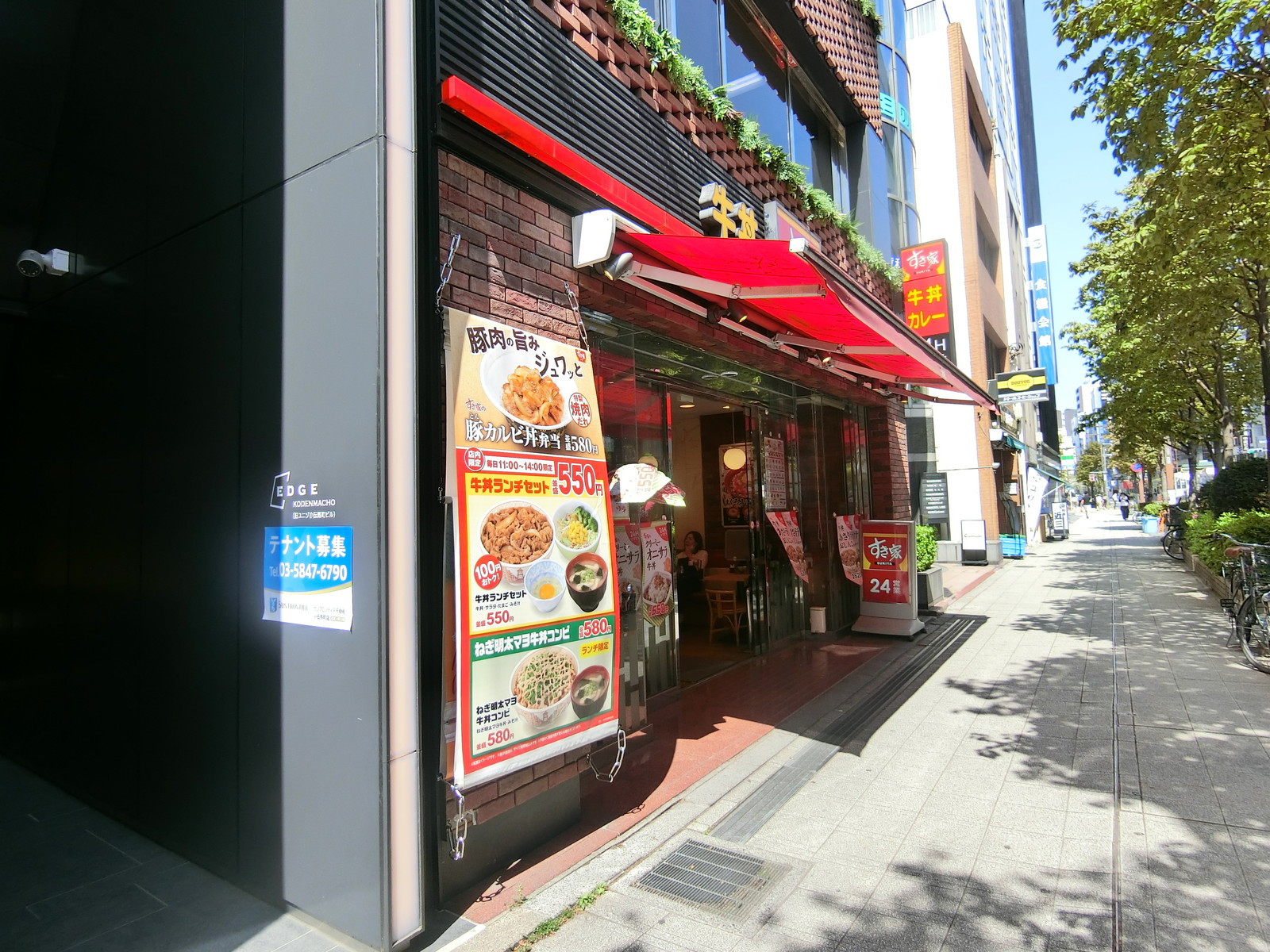 近くのカフェ・ベローチェ小伝馬町店