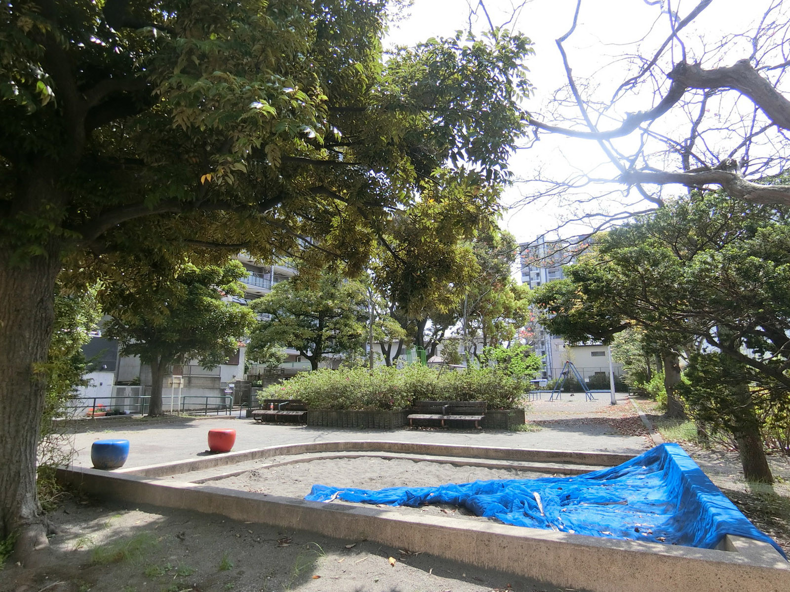 徒歩3分の新浜公園